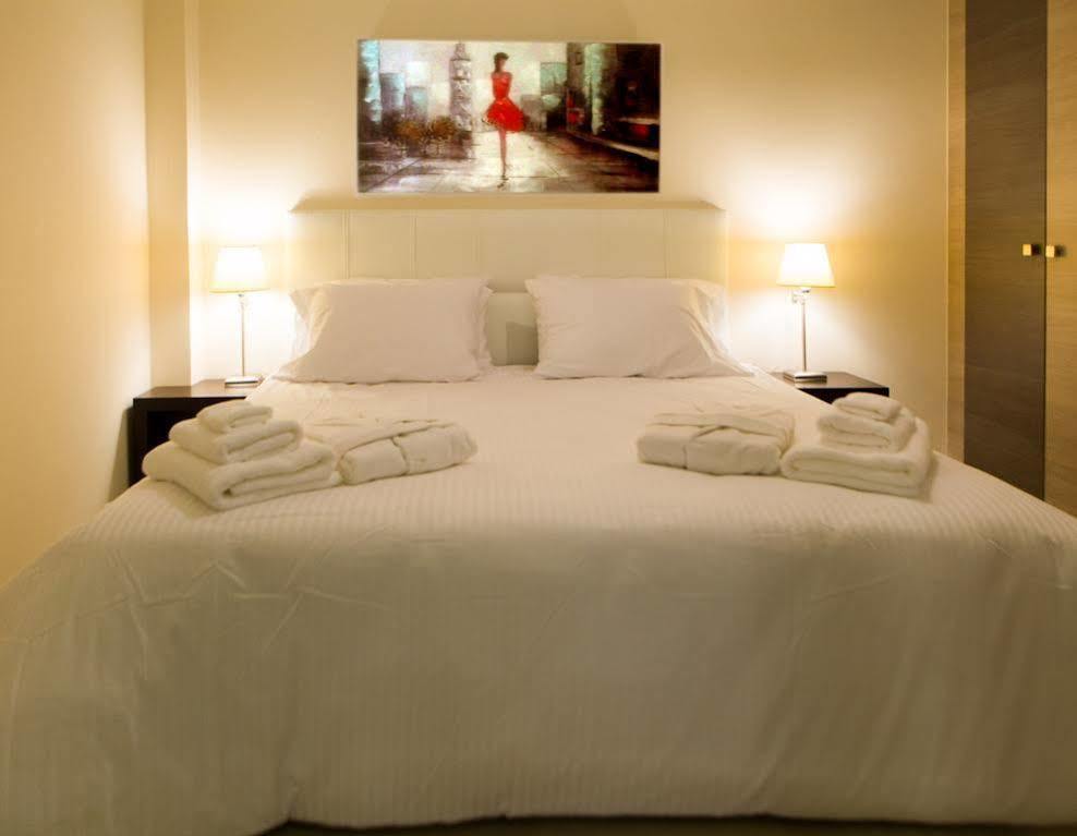 Pantheon Villas & Suites Vlikhádha Zewnętrze zdjęcie